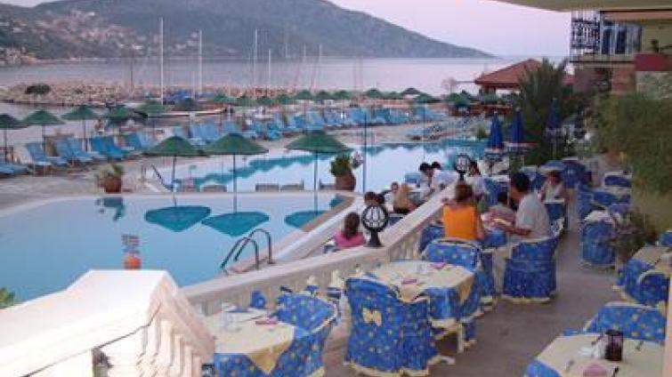 PIRAT HOTEL