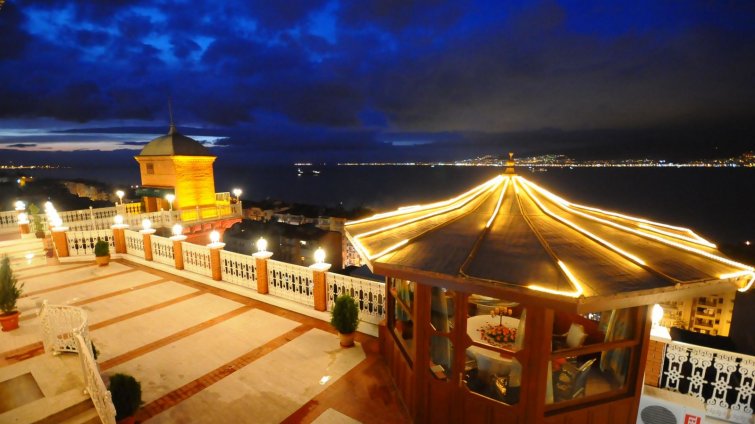 Güzel İzmir Turu / 1 Gece Konaklama