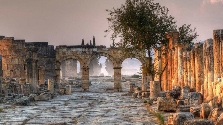 Efes Şirince Pamukkale Turu / 1 Gece Konaklama